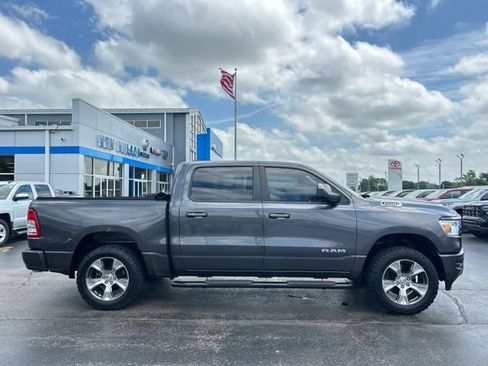 Used 2019 RAM 1500 Big Horn AWD/4WD image 13