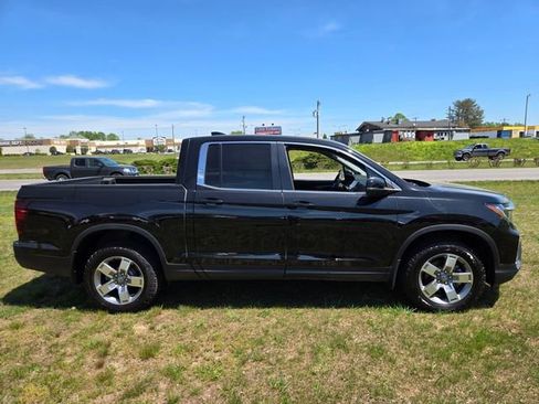 Used 2025 Honda Ridgeline RTL image 9