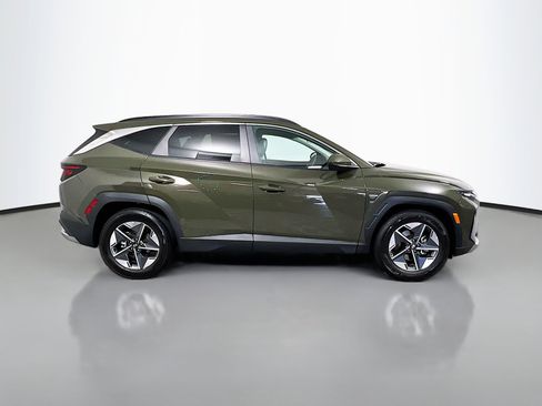 Used 2025 Hyundai Tucson SEL FWD image 3