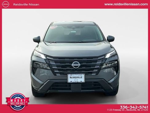 New 2026 Nissan Rogue SV image 9