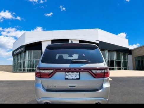 Used 2025 Dodge Durango GT AWD/4WD image 11