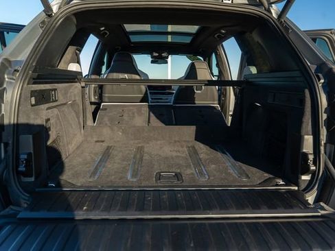 Used 2024 BMW X5 M Competition w/ Premium Package image 19