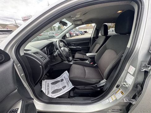 Used 2019 Mitsubishi Outlander Sport SE FWD image 34