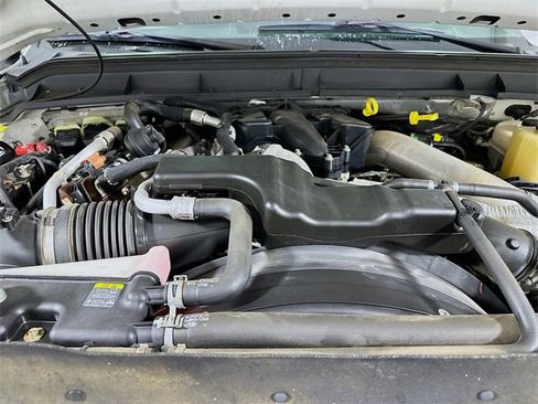 Used 2011 Ford F450 XL w/ XL Value Pkg image 21