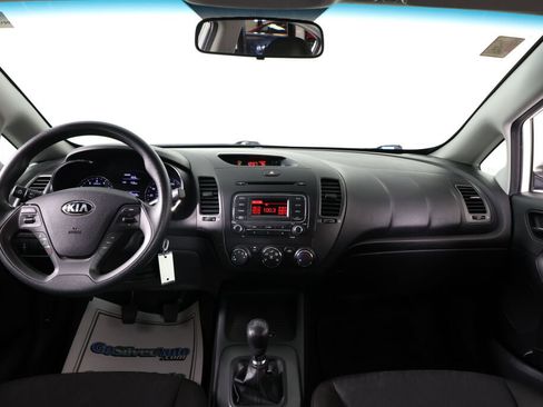 Used 2016 Kia Forte LX image 27