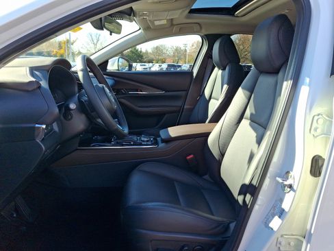 Certified 2025 MAZDA CX-30 AWD 2.5 S w/ Premium Package image 14