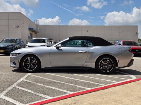 Used 2024 Ford Mustang Premium RWD image 6