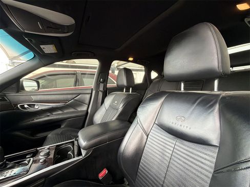 Used 2013 INFINITI M37 w/ Premium Pkg image 8