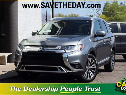 Used 2020 Mitsubishi Outlander SE