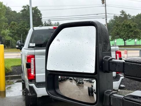 Used 2023 Ford F550 2WD Regular Cab Super Duty image 22