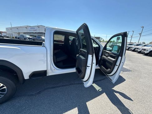 New 2026 GMC Sierra 2500 SLE w/ SLE Value Package; AWD/4WD image 33