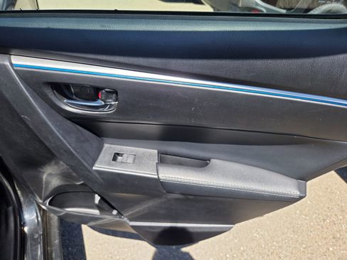 Used 2016 Toyota Corolla S FWD image 11