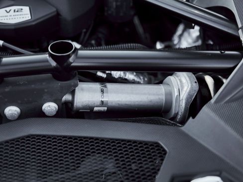 Used 2018 Lamborghini Aventador S image 29