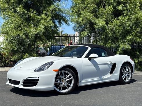 Used 2015 Porsche Boxster RWD image 2