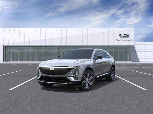New 2026 Cadillac Lyriq Luxury RWD image 8