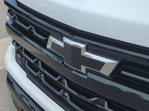 Certified 2025 Chevrolet Silverado 1500 LT Trail Boss w/ Convenience Package II AWD/4WD image 31