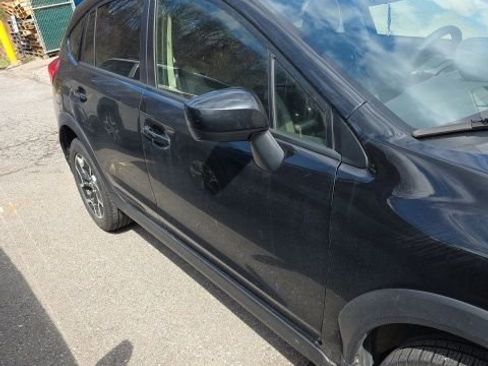 Used 2017 Subaru Crosstrek 2.0i Premium w/ Popular Package #2 image 6