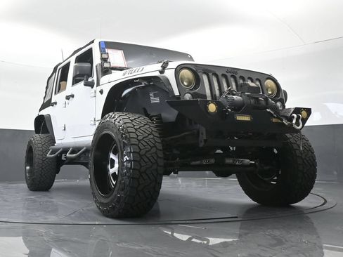 Used 2014 Jeep Wrangler Unlimited Sport w/ Power Convenience Group AWD/4WD image 64
