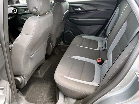 Certified 2023 Chevrolet TrailBlazer LS FWD image 13