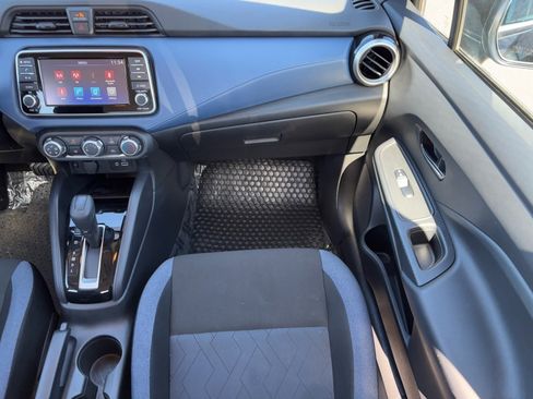 Used 2025 Nissan Versa SV image 15