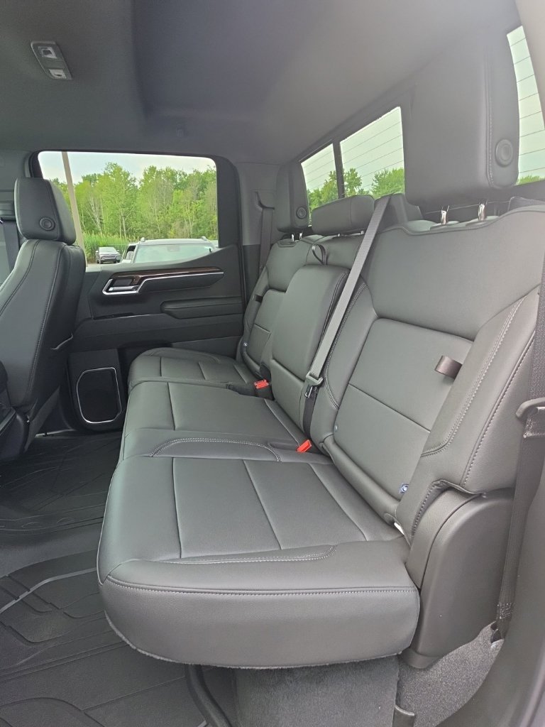 New 2026 Chevrolet Silverado 1500 RST AWD/4WD image 13