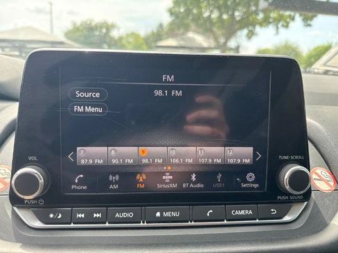 Certified 2024 Nissan Rogue S FWD image 11