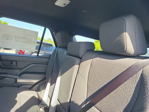 New 2026 Toyota 4Runner SR5 image 23