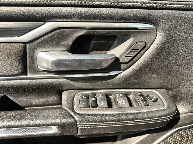 Used 2023 RAM 1500 Laramie AWD/4WD image 13