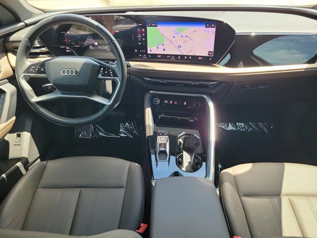 Certified 2025 Audi Q5 Premium w/ Convenience Package AWD/4WD image 2