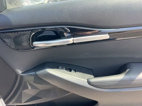 Certified 2025 Kia Seltos S FWD image 32