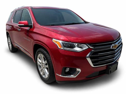 Used 2021 Chevrolet Traverse High Country AWD/4WD image 3