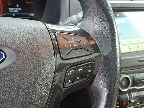 Used 2017 Ford Explorer XLT w/ Equipment Group 202A image 24