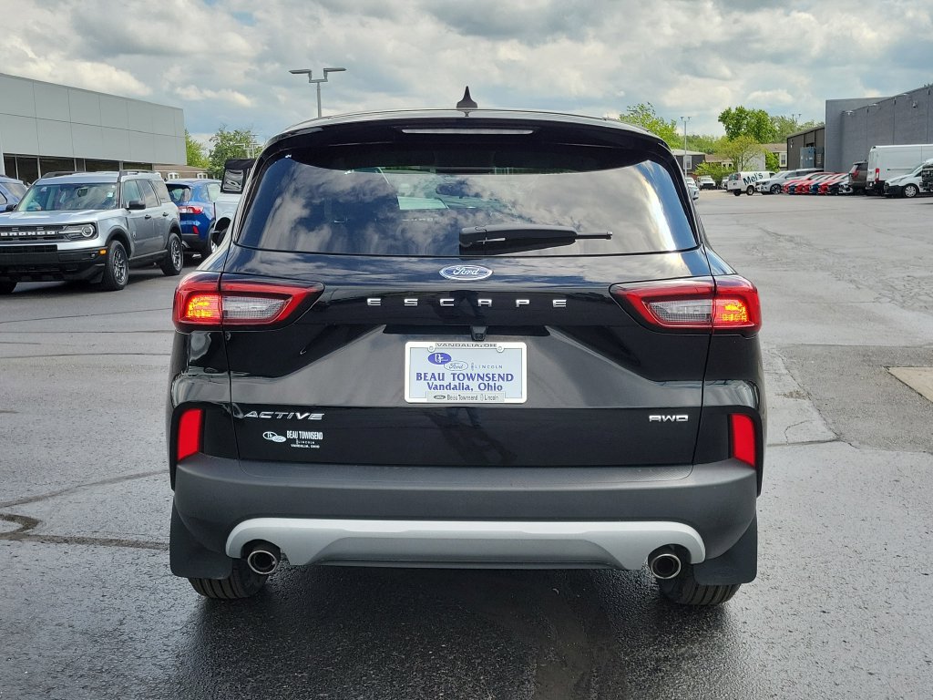 Certified 2023 Ford Escape Active AWD/4WD image 5
