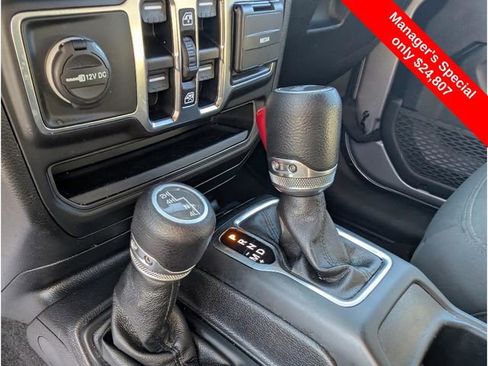 Used 2021 Jeep Wrangler Unlimited Sport AWD/4WD image 22