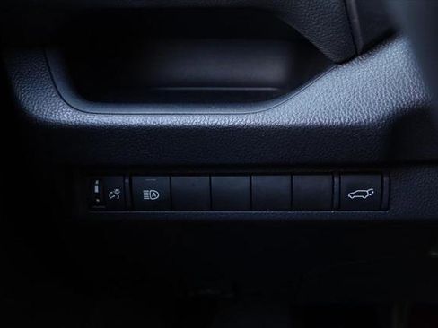 Used 2025 Toyota RAV4 XLE Premium image 21