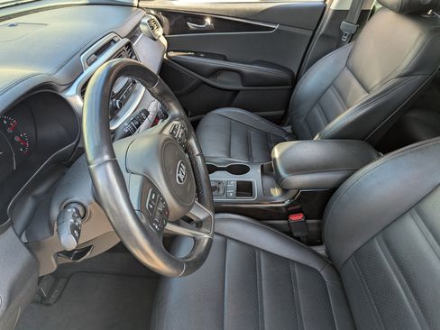 Used 2016 Kia Sorento EX w/ EX Premium Package image 20