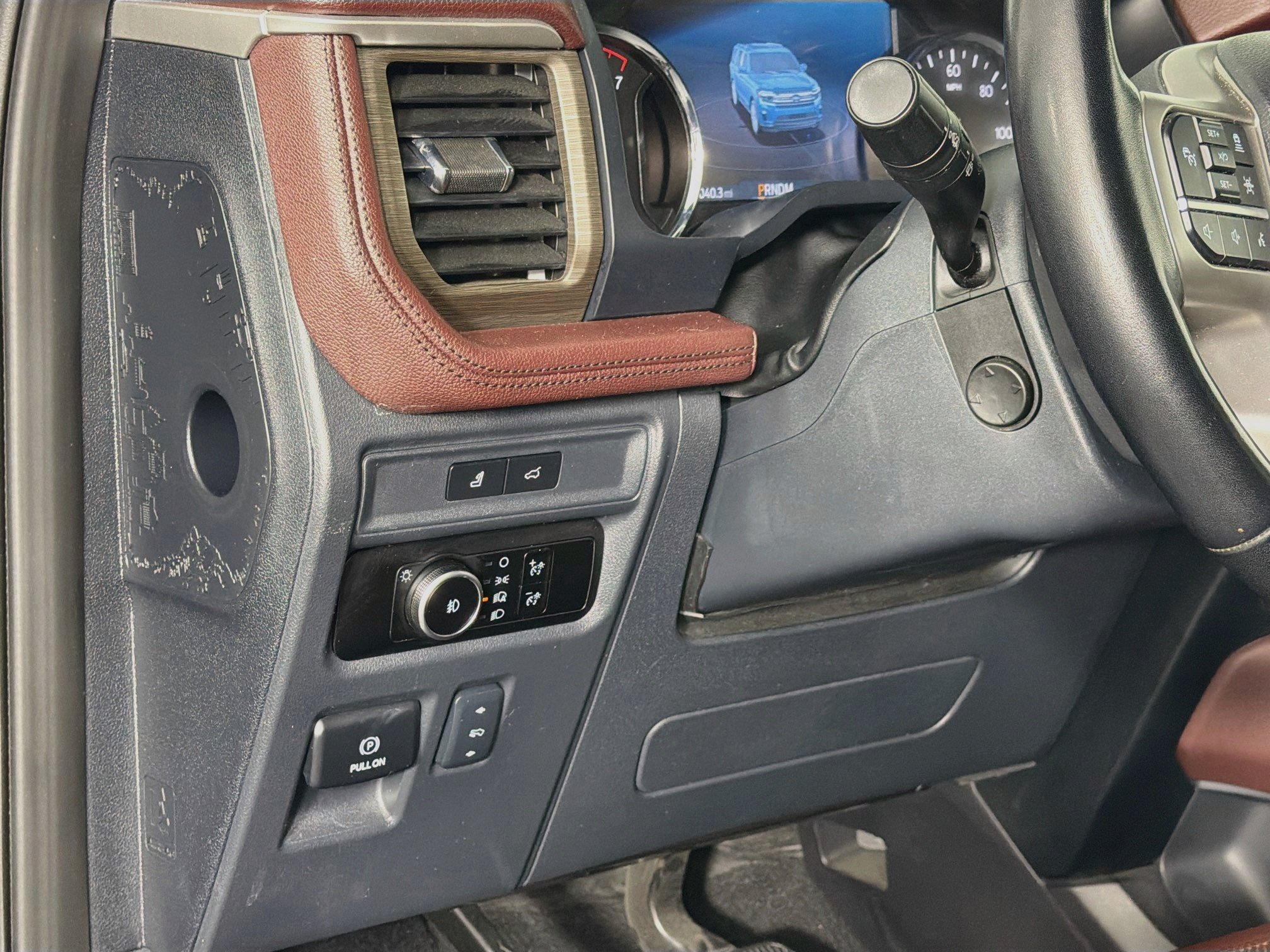 Used 2024 Ford Expedition Limited RWD image 17