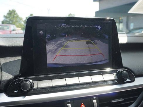 Used 2022 Kia Forte LXS w/ LXS Technology Package FWD image 42
