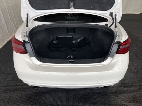 Used 2018 INFINITI Q50 Luxe w/ Cargo Package (L95) AWD/4WD image 25
