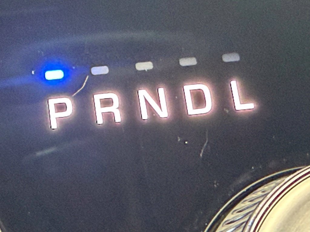 New 2027 Chrysler Pacifica Select FWD image 18