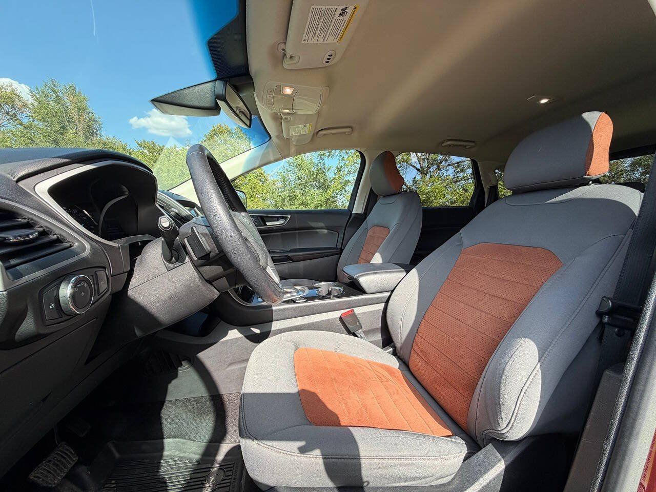 Used 2018 Ford Edge SEL w/ Equipment Group 201A AWD/4WD image 10