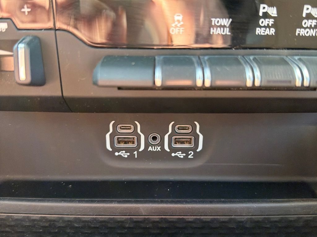 Used 2022 RAM 1500 Big Horn AWD/4WD image 26