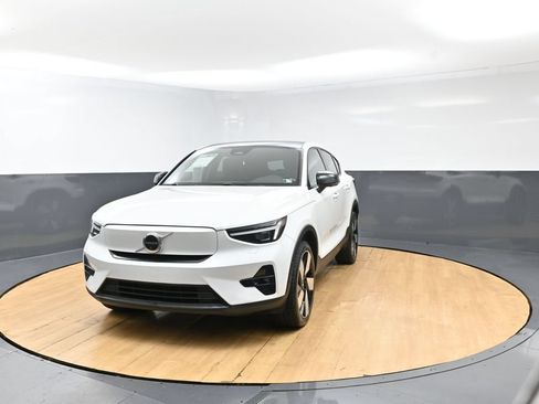 Used 2023 Volvo C40 P8 Recharge Ultimate AWD/4WD image 4
