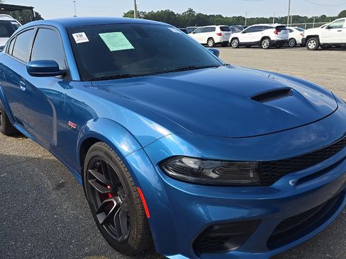Used 2022 Dodge Charger Scat Pack RWD image 4