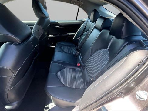 Used 2024 Toyota Camry SE FWD image 18