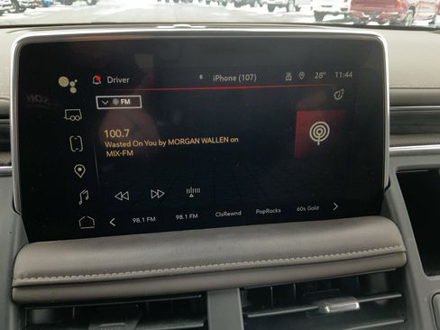 Used 2023 GMC Yukon SLT image 44