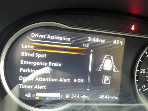 Used 2025 Nissan Versa SV w/ Trunk Package FWD image 8