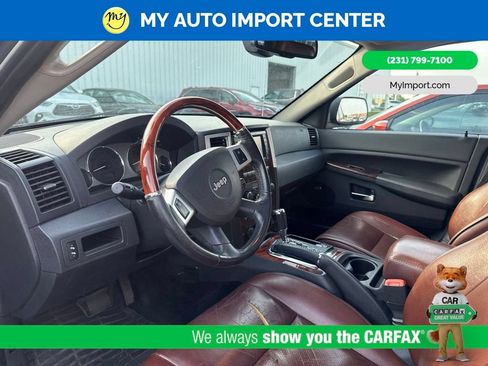 Used 2008 Jeep Grand Cherokee Overland AWD/4WD image 8