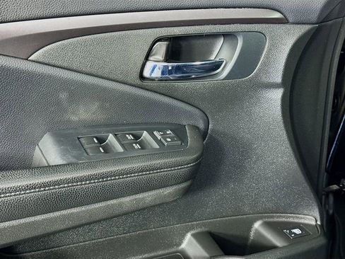 Used 2022 Honda Pilot Sport image 23