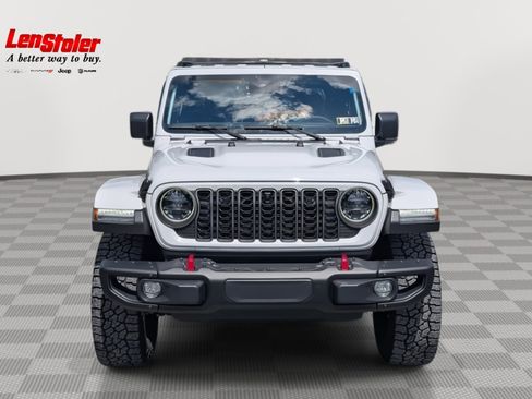 Used 2024 Jeep Gladiator Rubicon image 8